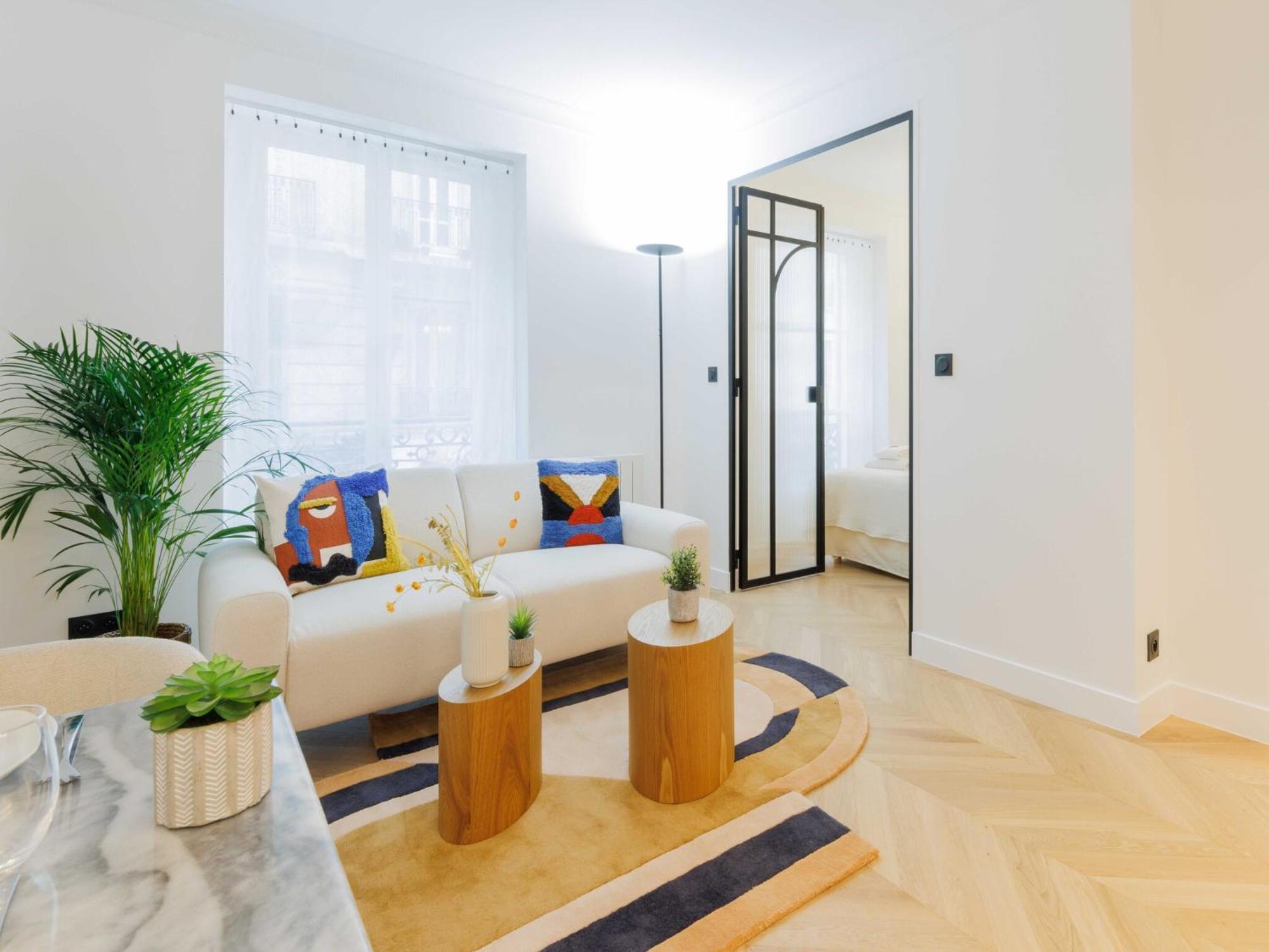 Cosy Near Saint-lazare - 1bdr 2p Parijs